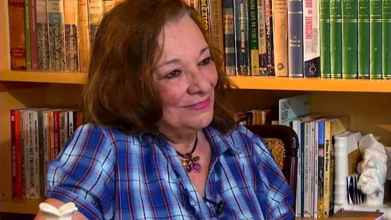 Letícia Malard